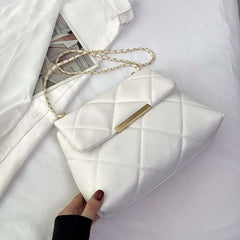 Crossbody Quilted White Square Bag with Stylish Chain