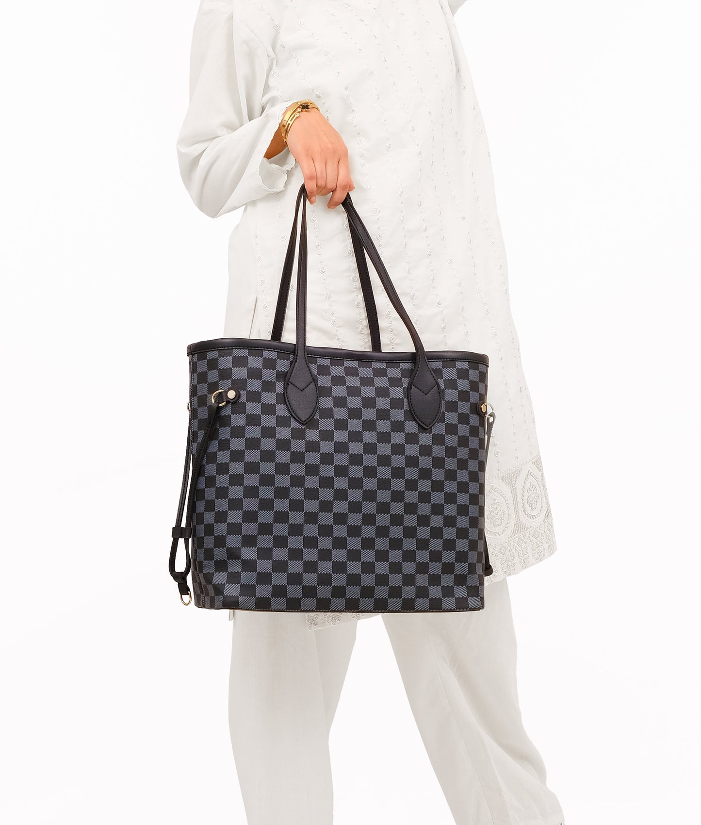 The Checkered Tote Black